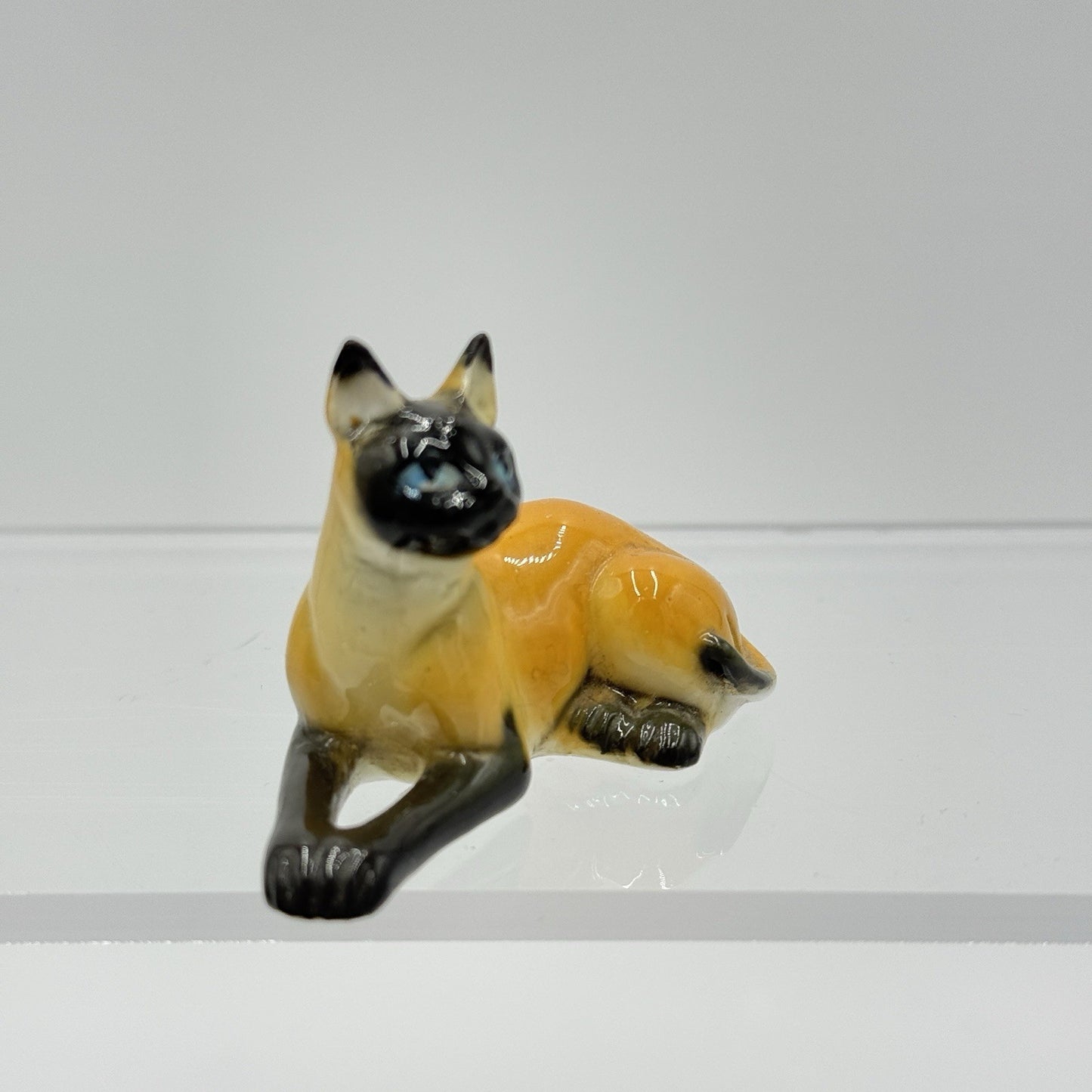 Vintage Bone China Siamese Painted Cat Miniature Figurine 1.5”x 2.5”