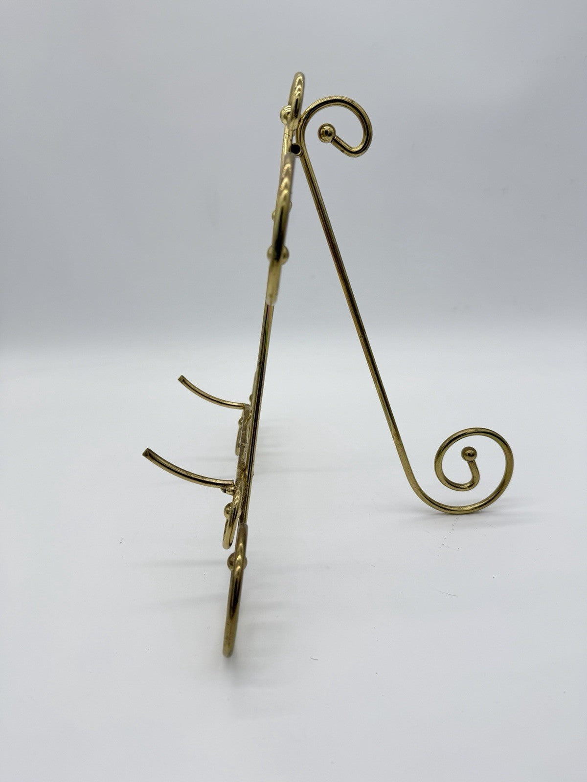 Vintage Ornate Brass Tone Picture Art Plate Book Easel Display Stand 10”x10”