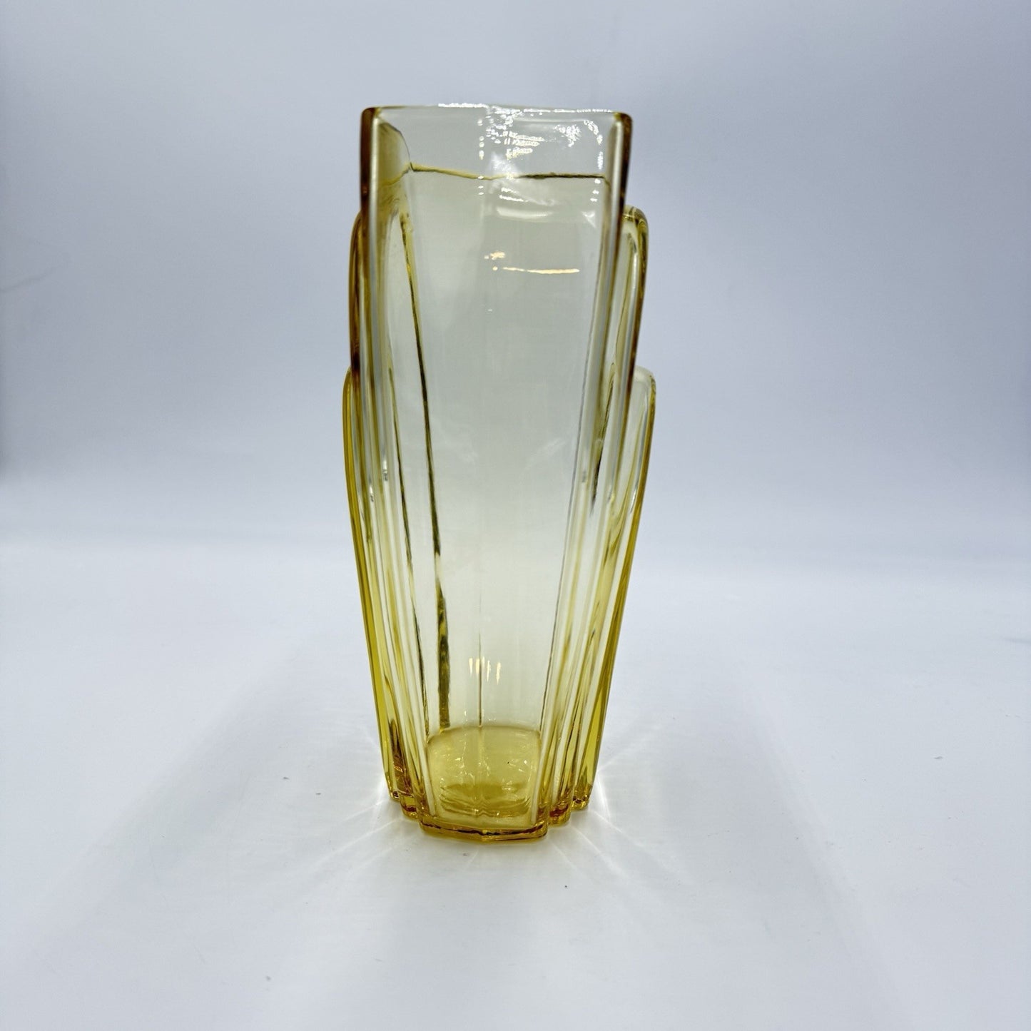 GEORGE SAKIER Fostoria Art Glass Amber Yellow MCM Vase 7.5” USA Rare