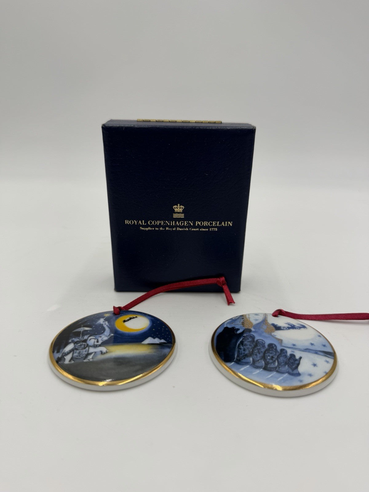 Royal Copenhagen Denmark Christmas Around The World 1996-1997 Porcelain Ornament