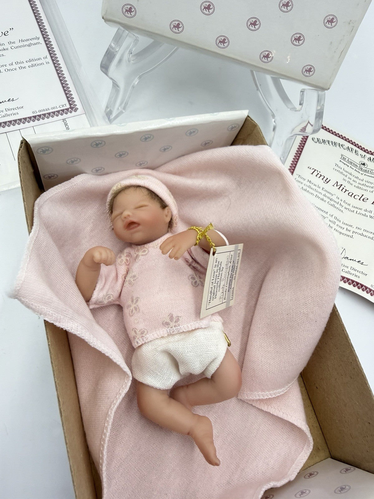 The Ashton Drake Galleries Reborn Miniature Doll Handful Of Love 4” Box /COA