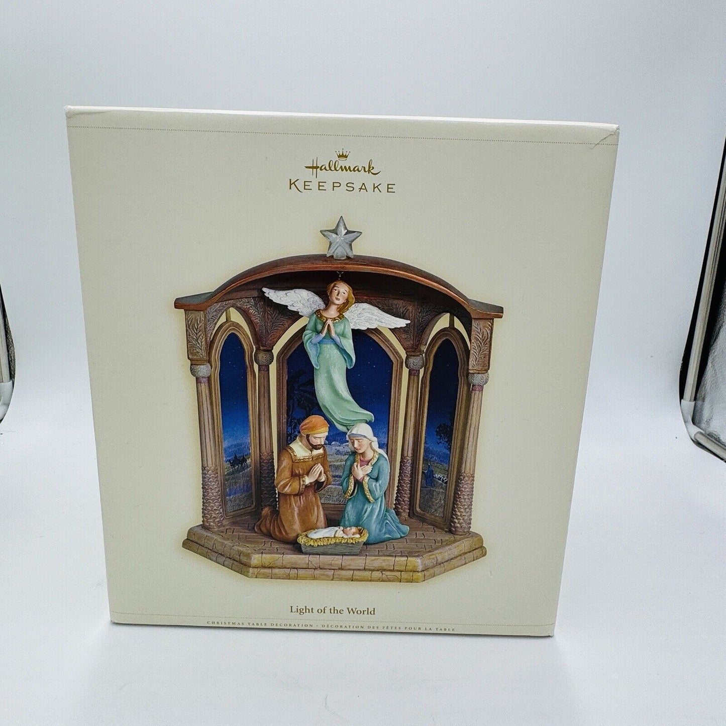 Hallmark 2006 Light of the World Table Decoration 5 Piece Nativity Set