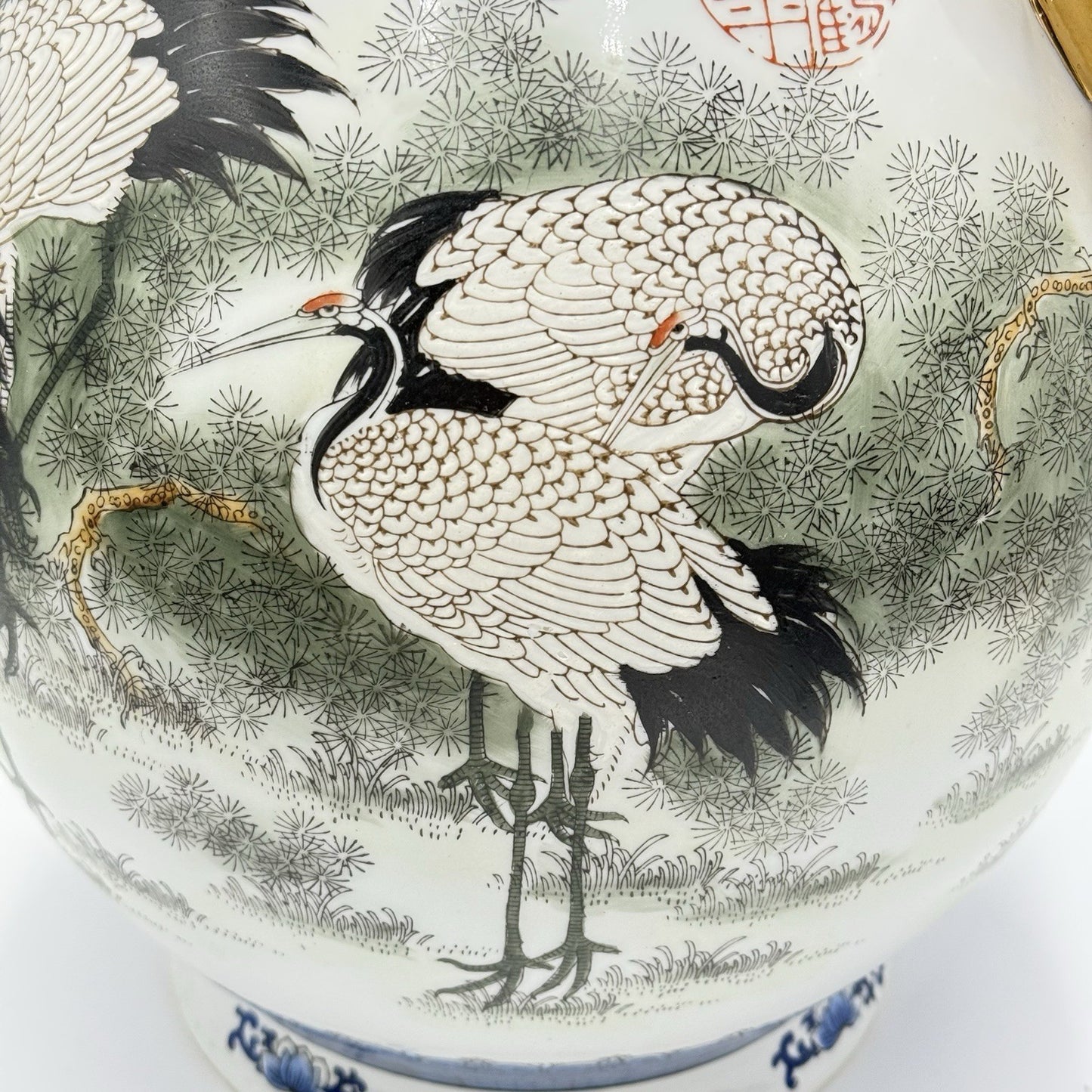 Chinese Porcelain Deer Head Hu Vase Qing Dynasty early Republic period 1912-1945