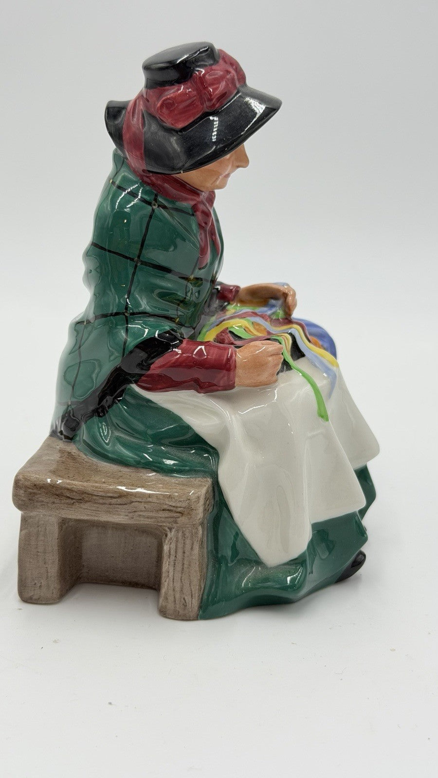 Vintage Royal Doulton Porcelain Figurine Silks & Ribbons H.N. 2017 England 1948