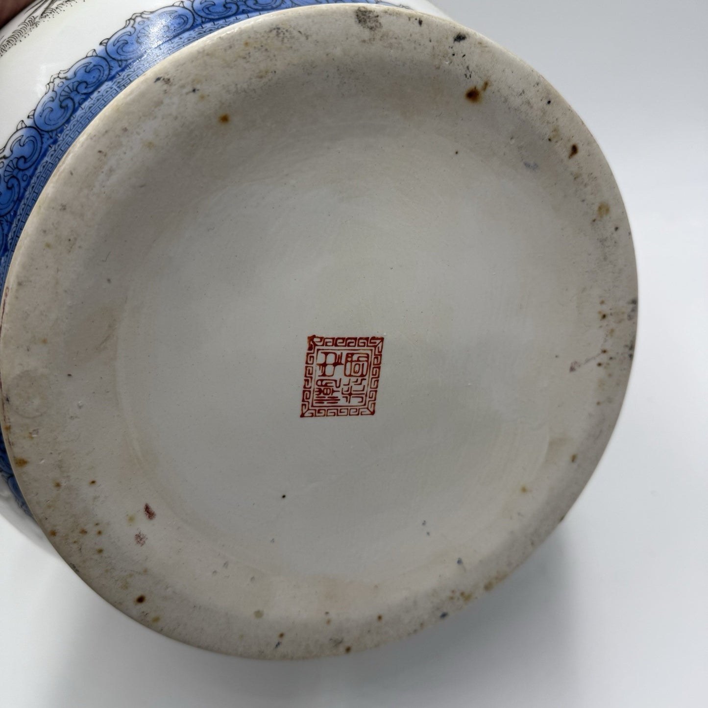 Chinese Porcelain Deer Head Hu Vase Qing Dynasty early Republic period 1912-1945