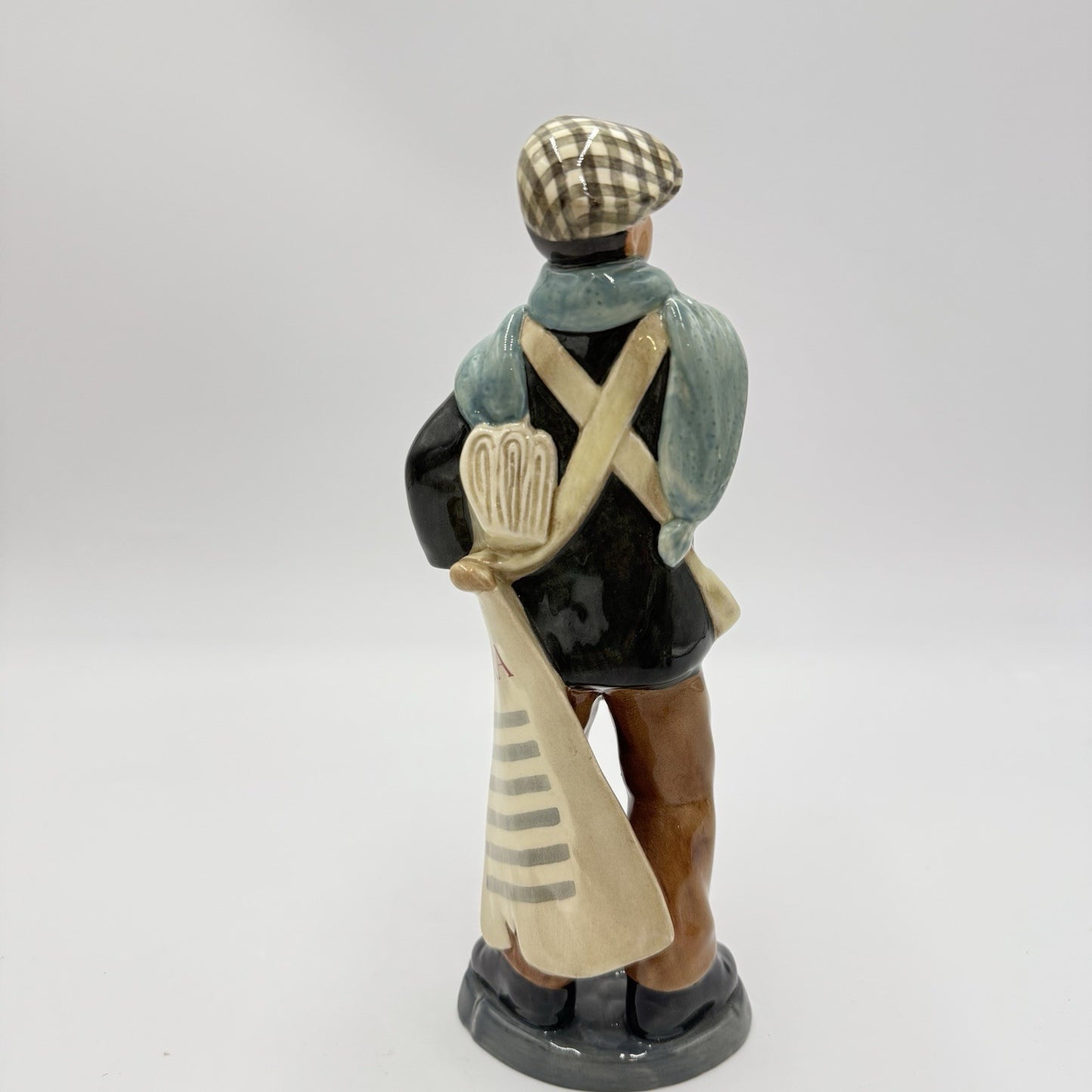 Antique Royal Doulton Newsboy Porcelain England HN 2244 Figurine 1958 Painted 8”