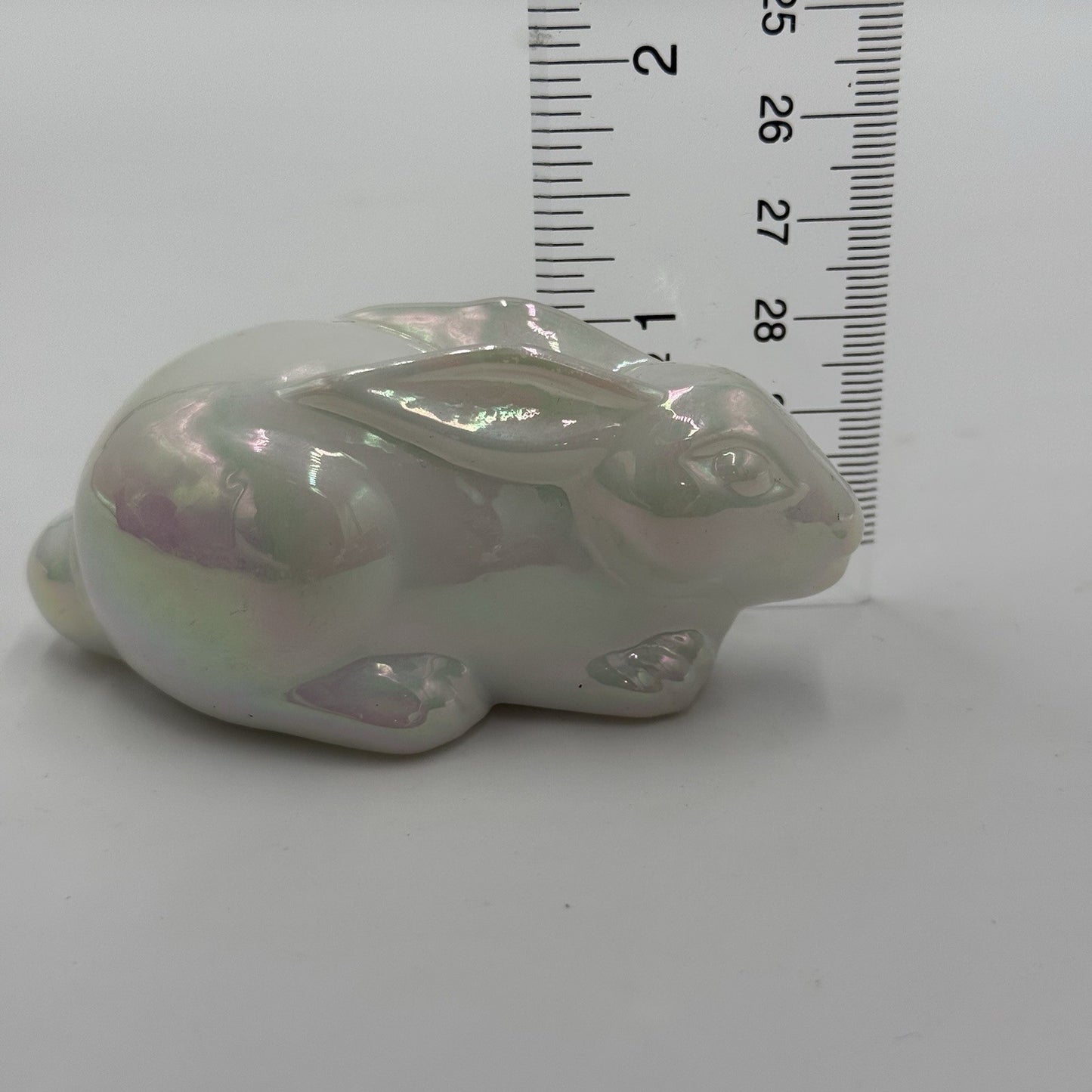 Vintage Mosser art glass iridesent bunny Rabbit figurine White Small Easter 1”x3