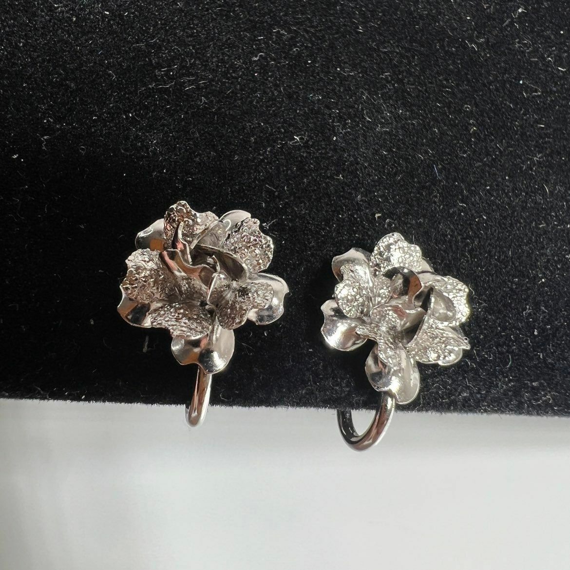 A&Z Jewelry Sterling Silver Earring Budding Rose Signed 925 Chain Company