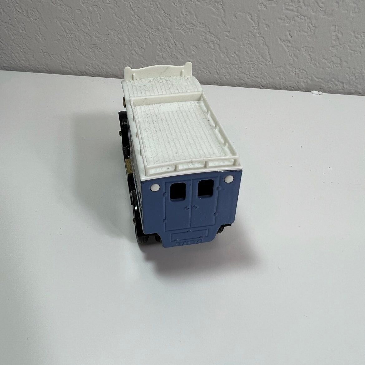 Matchbox Die-cast Y-25 1910 Renault Type Ag Models Of Yesteryear Truck Toy Car