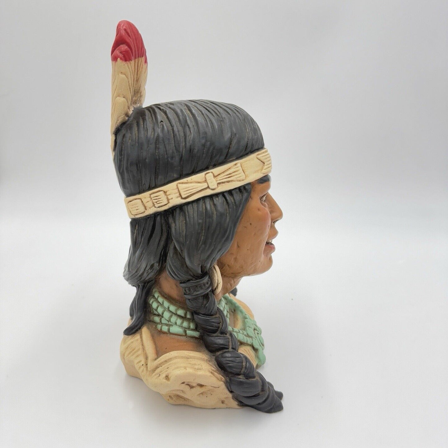 1974 Universal statuary Corp Chicago USA female native american sculpture 10”