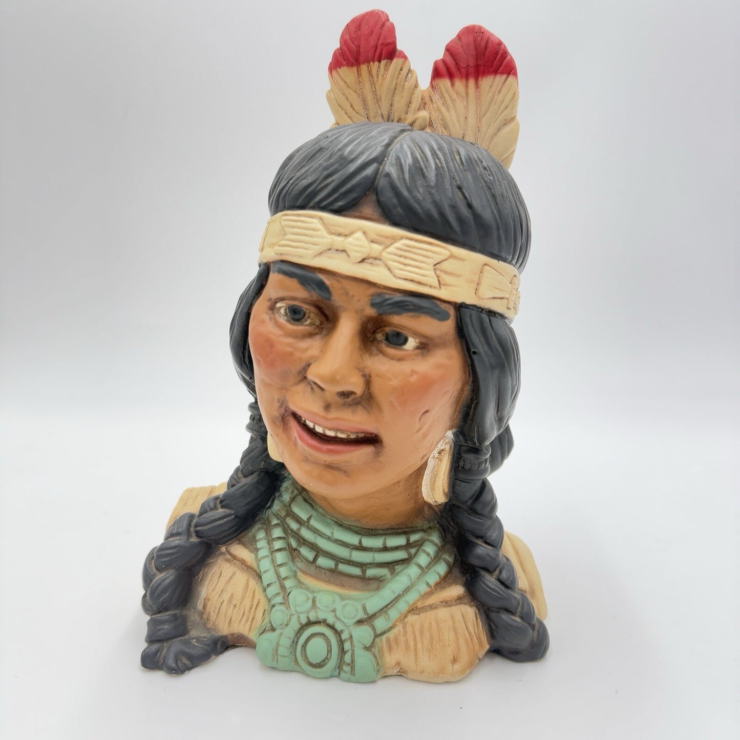 1974 Universal statuary Corp Chicago USA female Native American Sculpture 10in