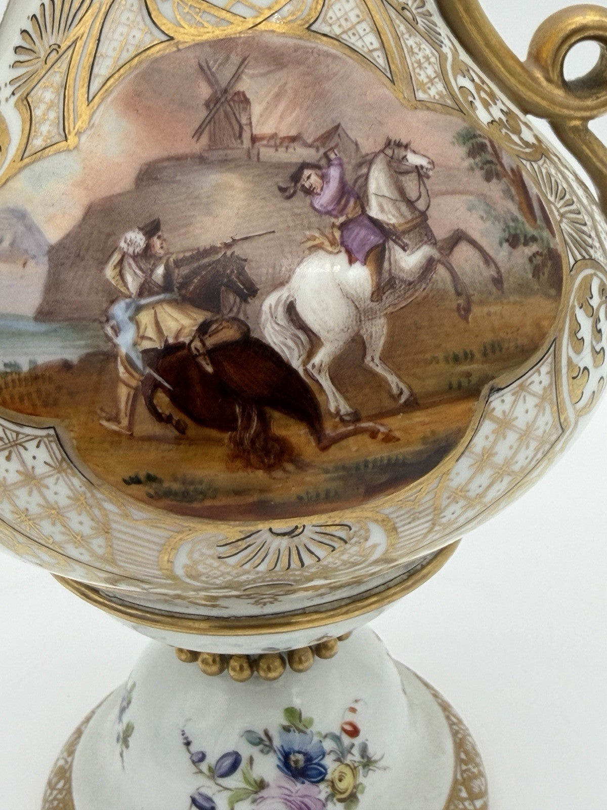 Antique Meissen Porcelain Amphora Double Handle Painted Horses Battle Vase 12”H