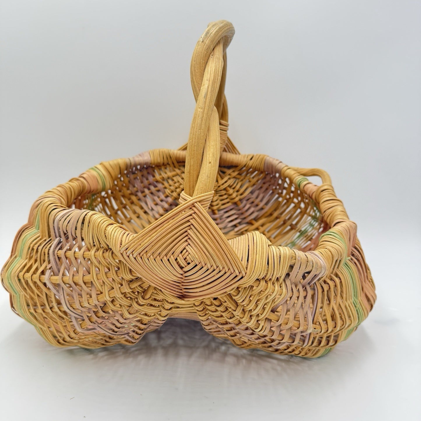 Vintage Primitive Natural Buttocks Basket Grape Vine Gathering Eggs