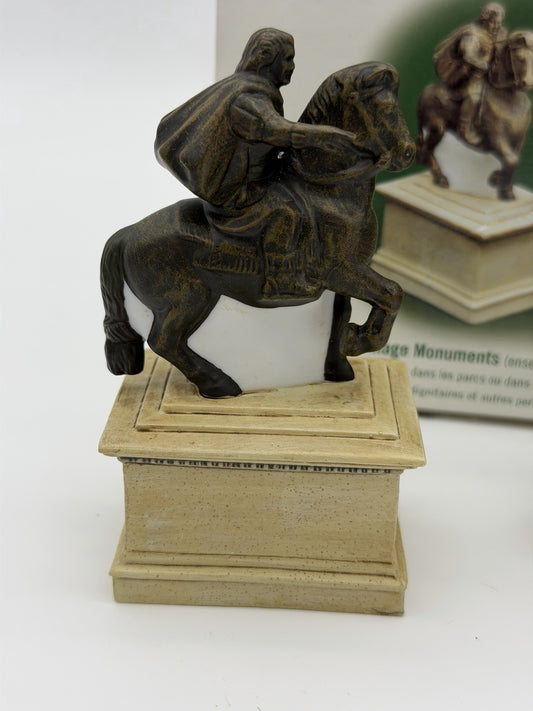 Department 56 Heritage Village Monument Set 3 Figurines Christmas Porcelain