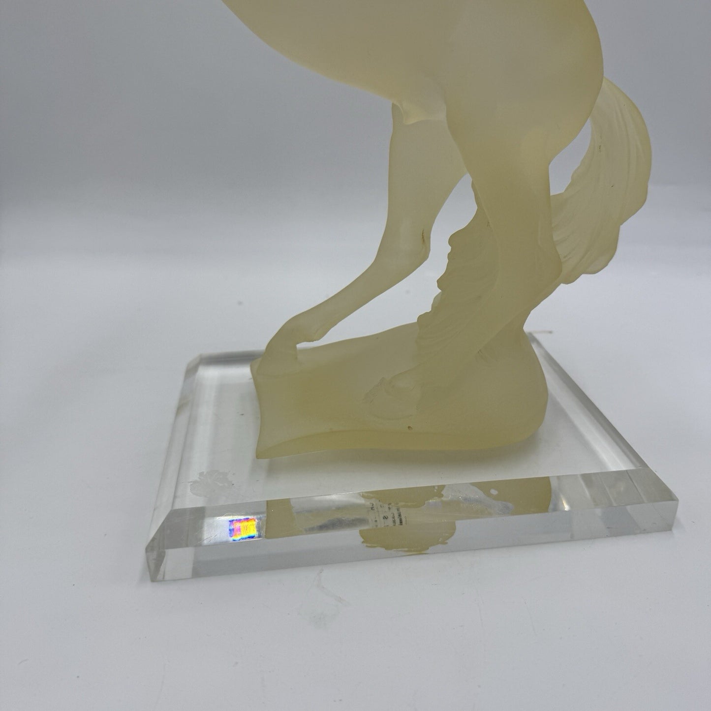 Large Frosted Lucite Acrylic Horse Rare Vintage 80s Regency New York Stallion