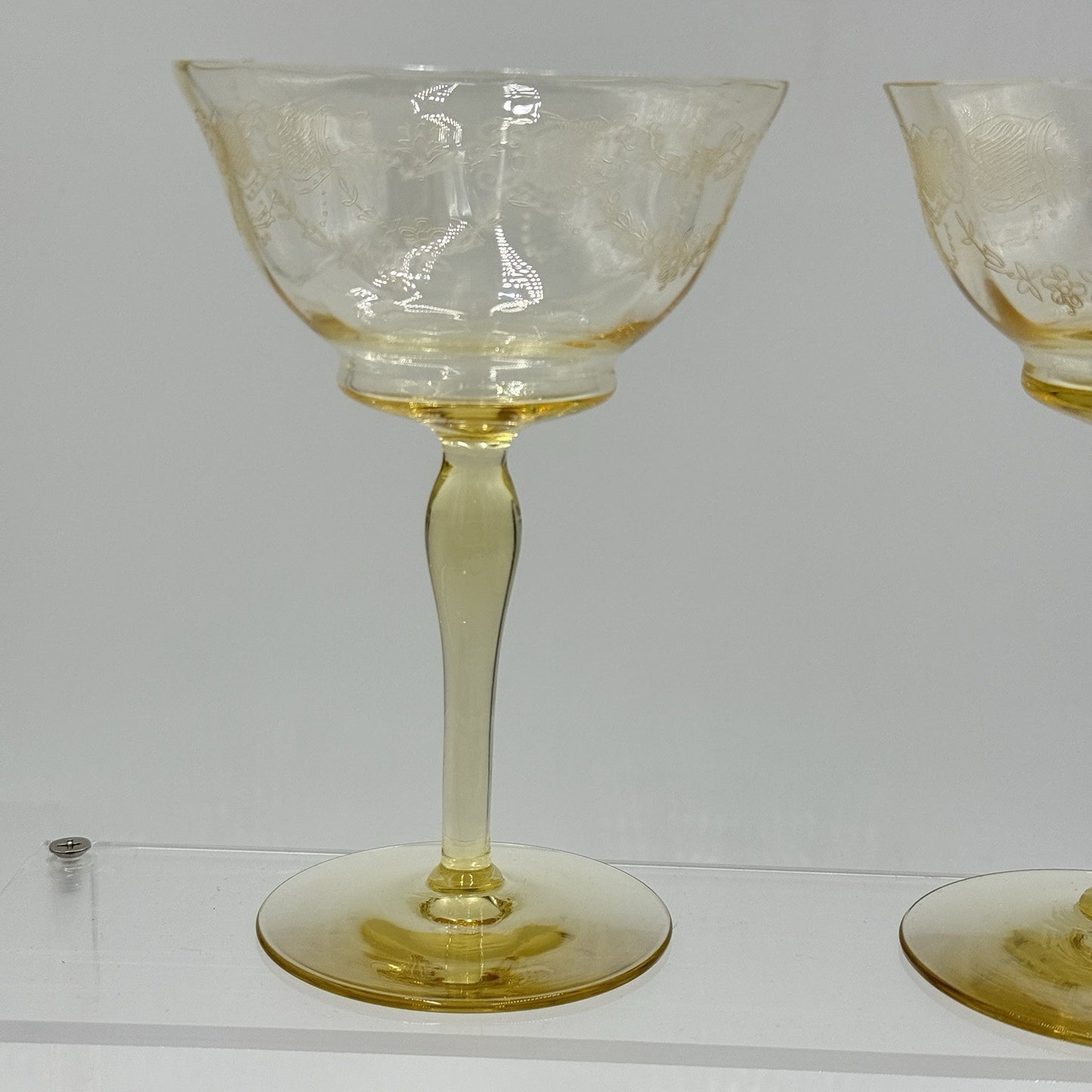 TIFFIN FRANCISCAN Paulina Mandarin Yellow Stem Champagne/Tall Sherbet Set Glasse