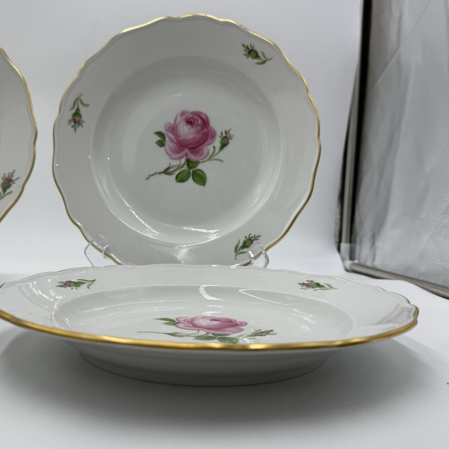 Meissen Porcelain Germany Pink Roses Deep Dinner Plates 9.5”x1” Circa 1920 Set
