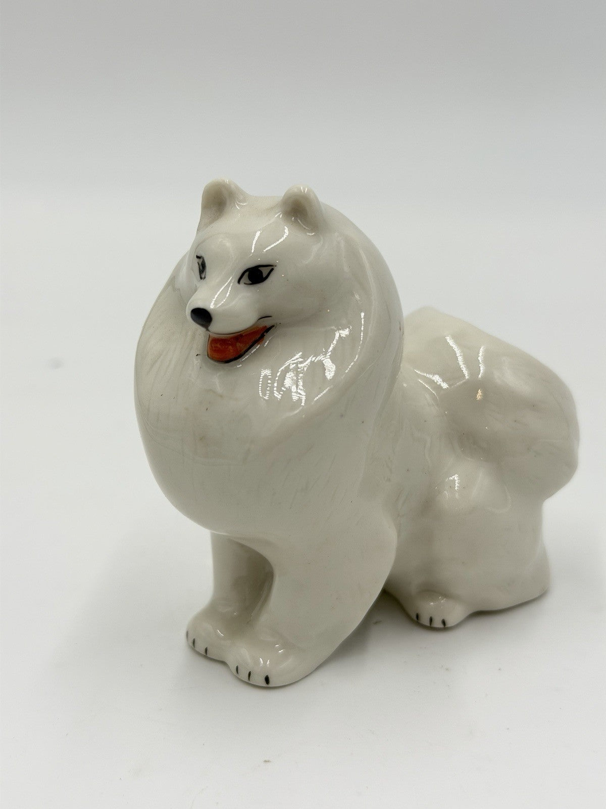 Vintage USSR Lomonosov Porcelain Dog Figurine Russia Samoyed White Glossy 3” H