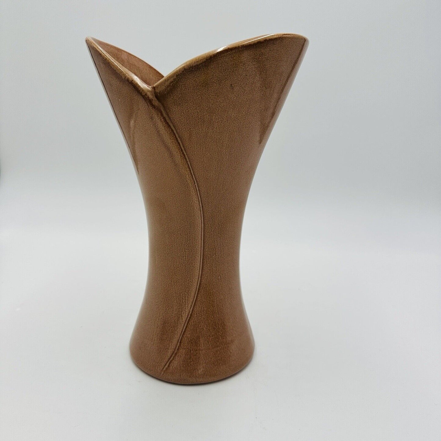 Red Wing Vase Pottery Tan Brown 10 1/2" USA 1625 Large Decor Vintage MCM