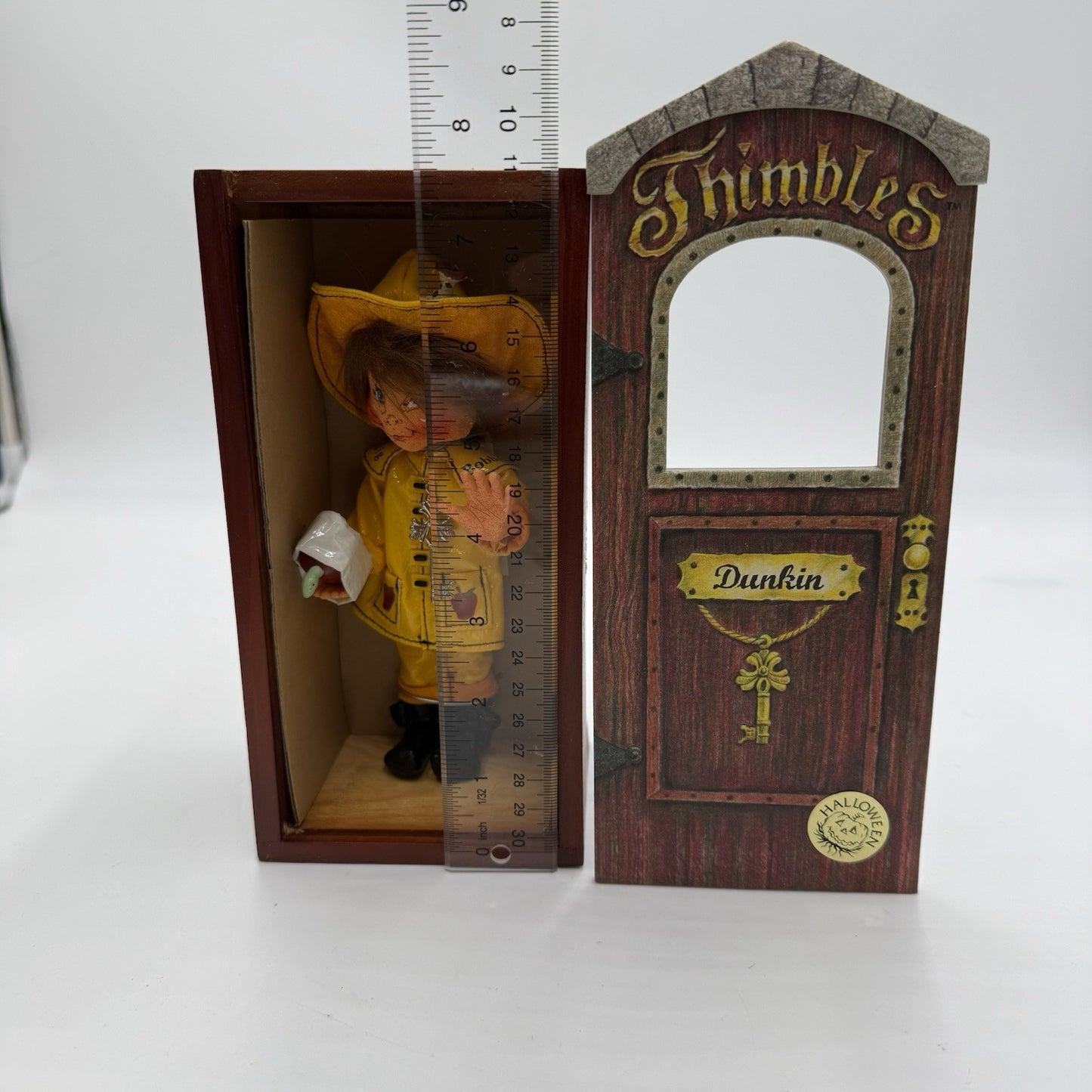 Annalee Thimbles 6" Dunkin Apple Bobber Halloween Autumn Fall In Display Box