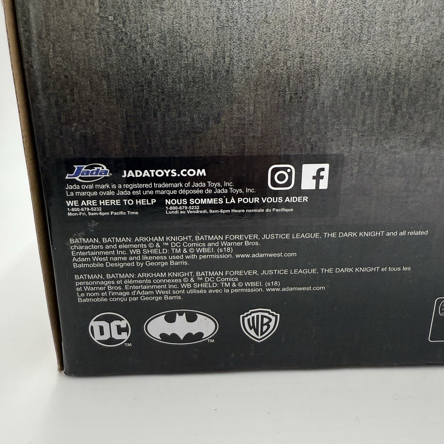 Jada Toys Batman DC Comics Classic TV Series Batmobile Die-cast Car, 1:24 Scale