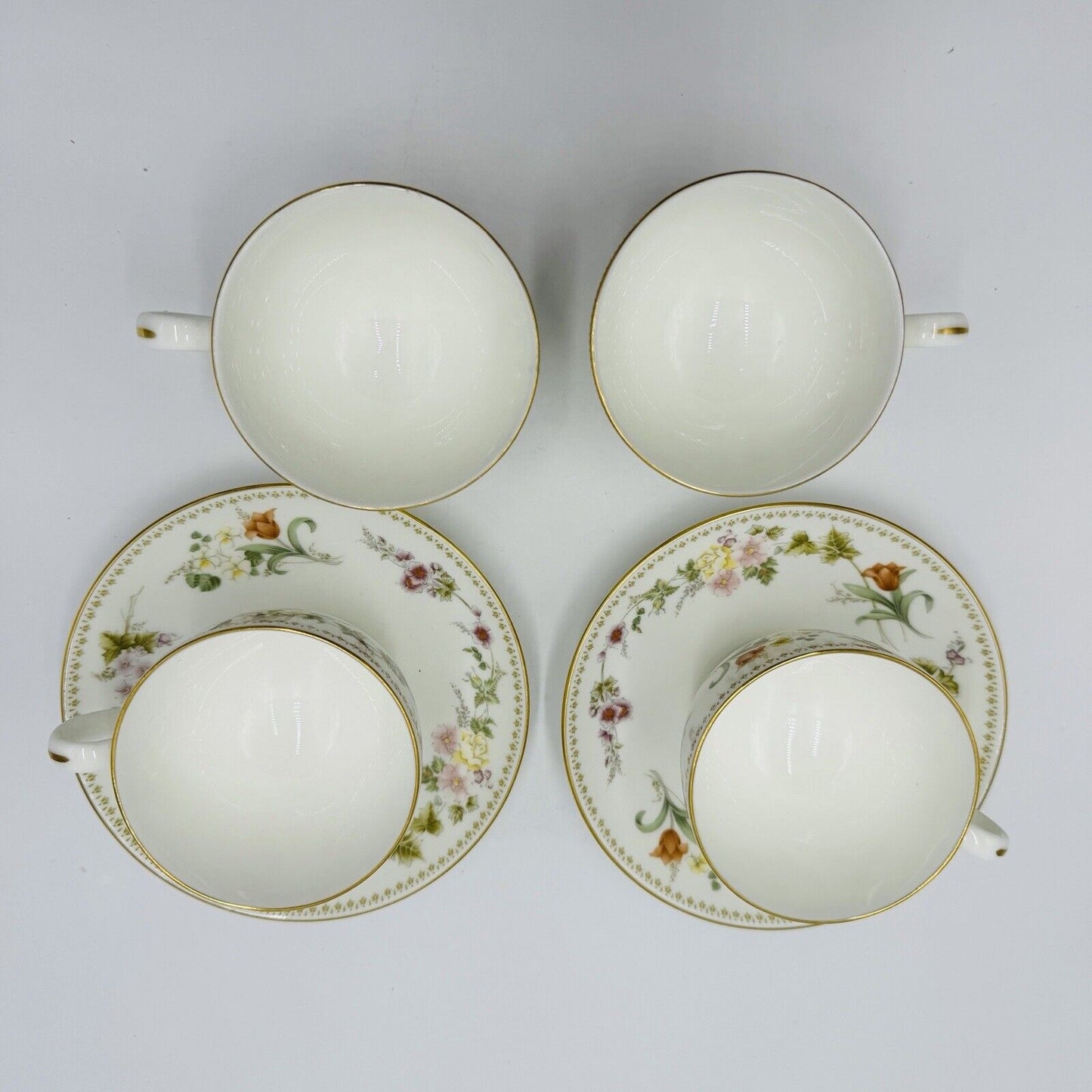 Wedgwood 4 Teacups & Two Saucers Mirabelle R4537 Floral Bone China England