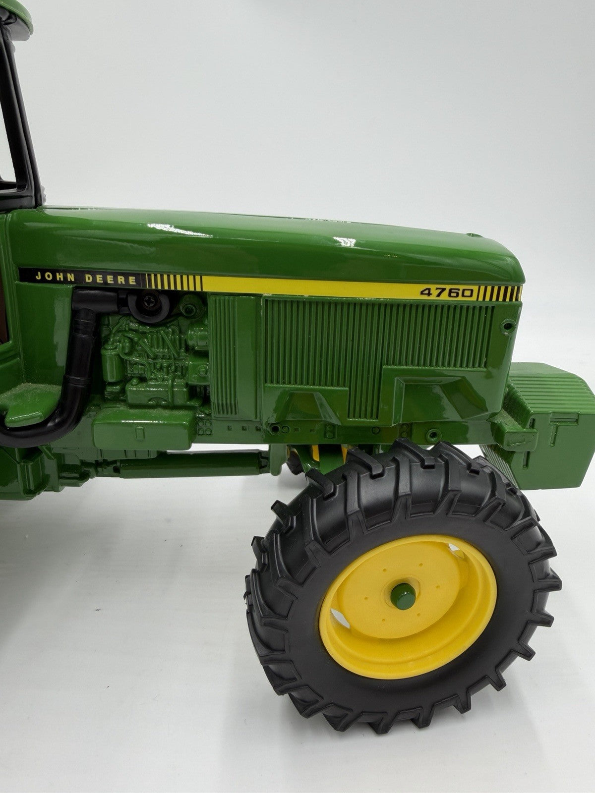 John Deere 1/16 Scale 4760 FWD Tractor ERTL Toy Model DieCast Metal Large