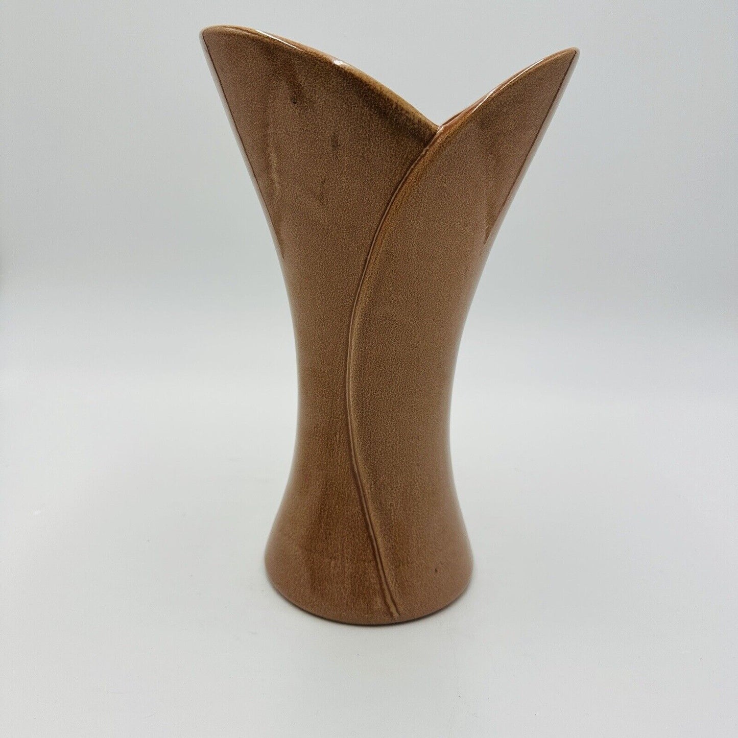 Red Wing Vase Pottery Tan Brown 10 1/2" USA 1625 Large Decor Vintage MCM
