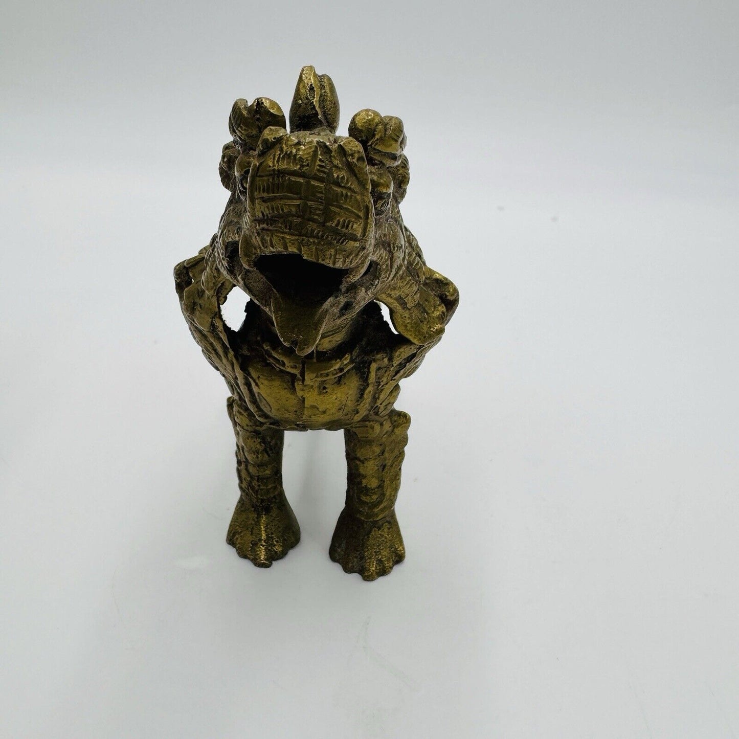 Vintage Heavy Brass Metal Foo Fu Dog Lion Chinese Statue Figurine