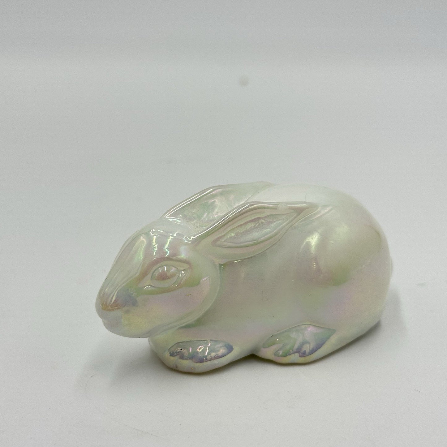 Vintage Mosser art glass iridesent bunny Rabbit figurine White Small Easter 1”x3