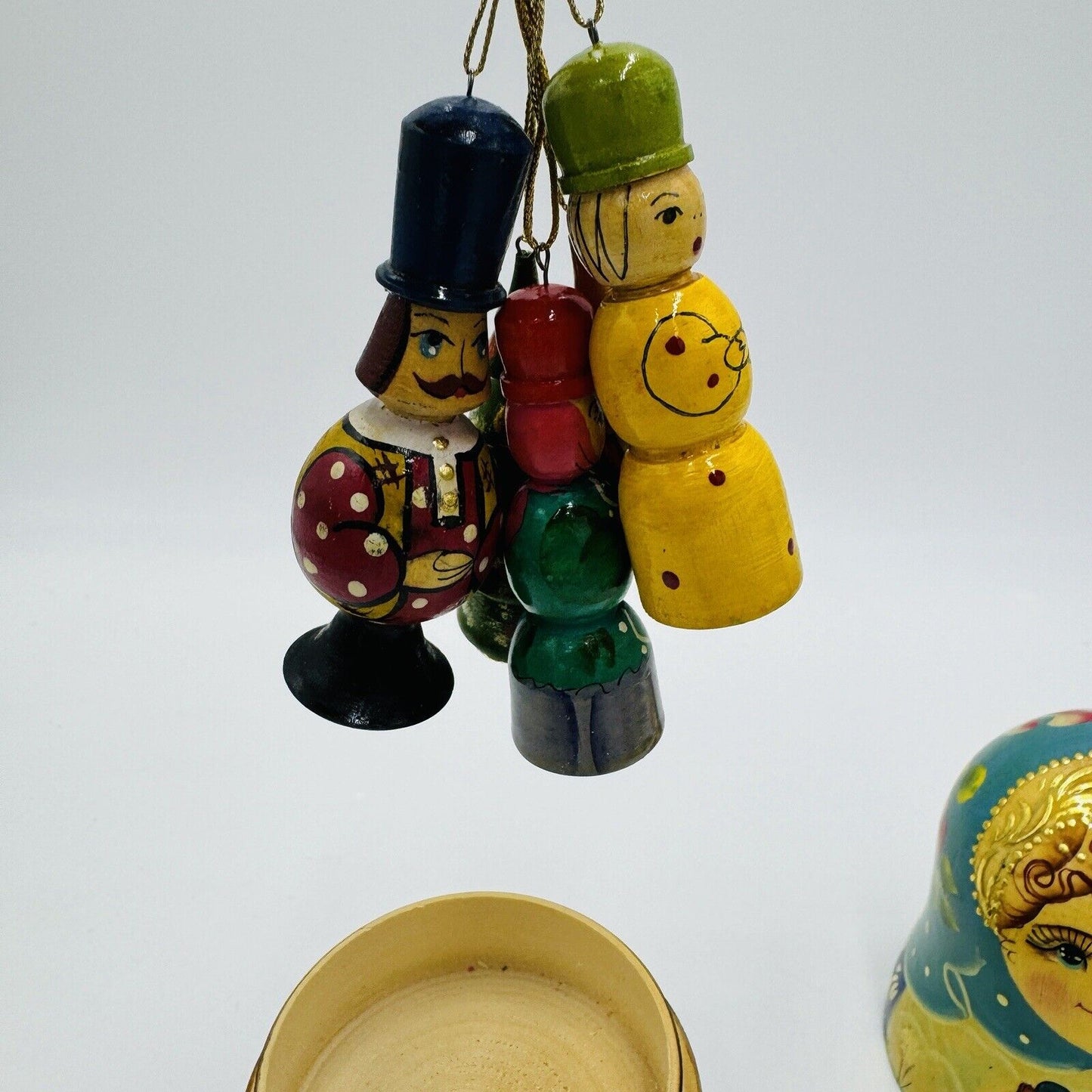 Vintage Matryoshka Nesting Doll with 5 Christmas Ornaments Handpainted 6in