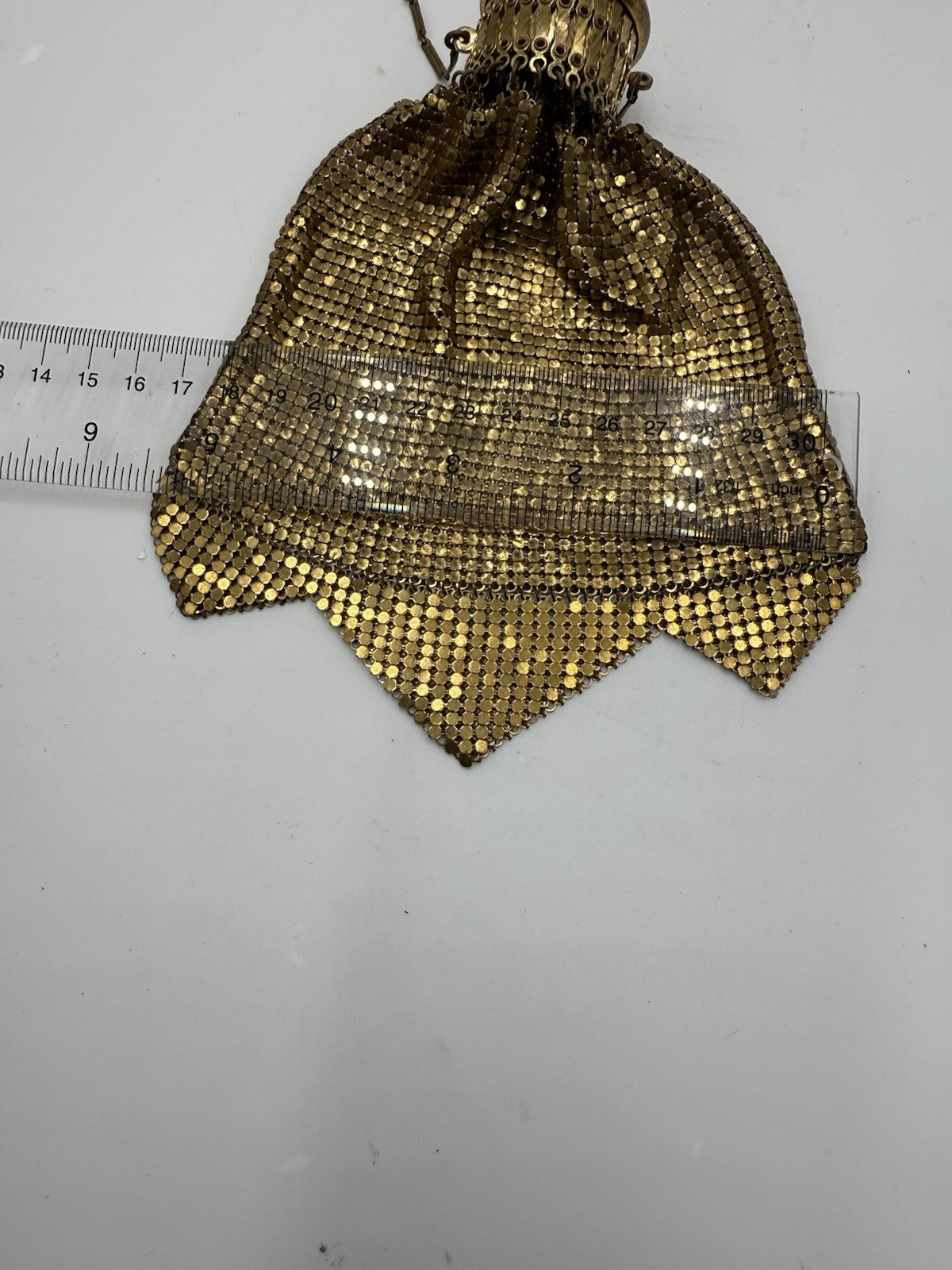 Vintage Whiting & Davis Gold Mesh Beggars Evening Bag Purse Expandable Gate Top