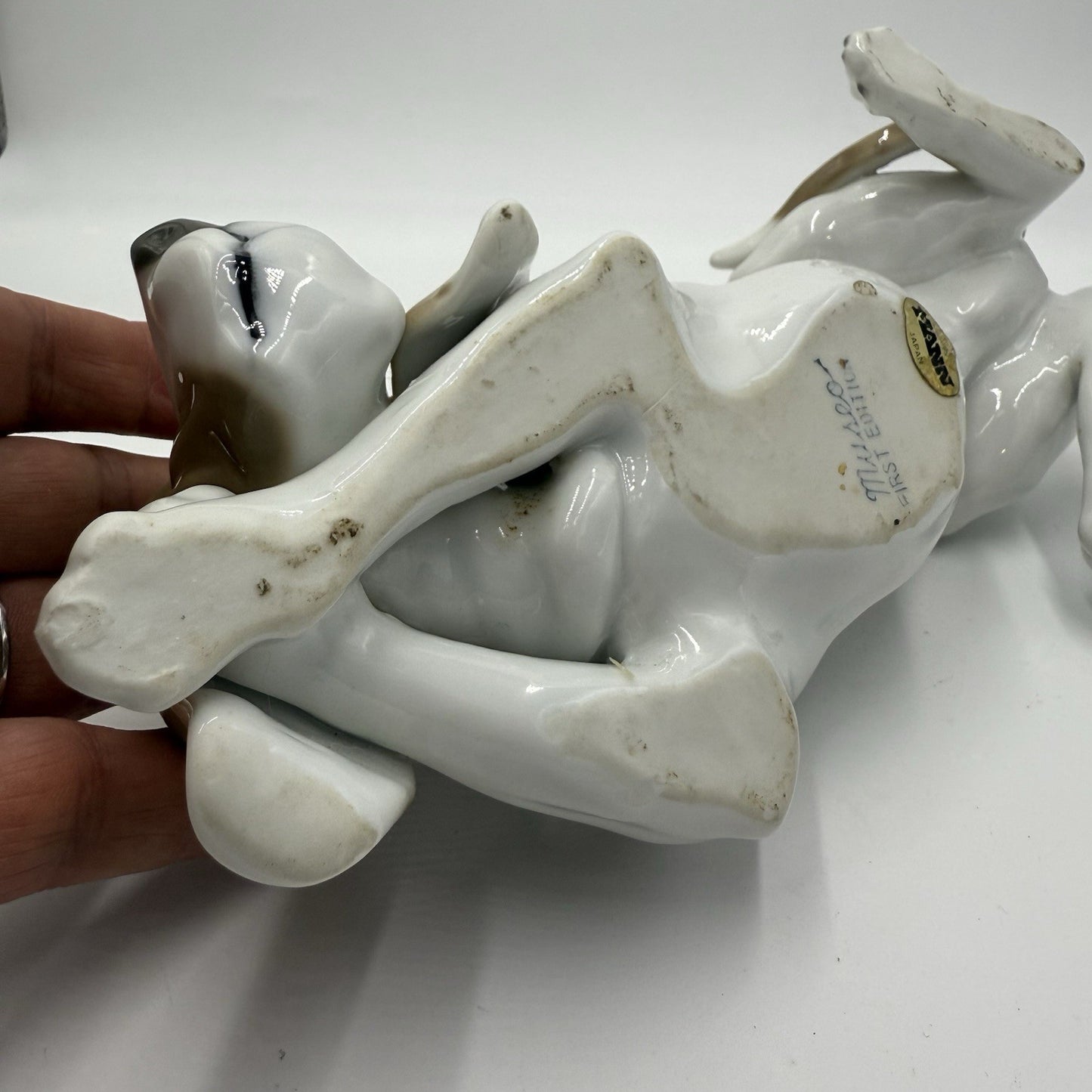 Museo First Edition Porcelain Large Bloodhound Hound Dog by Mann Japan Figurine