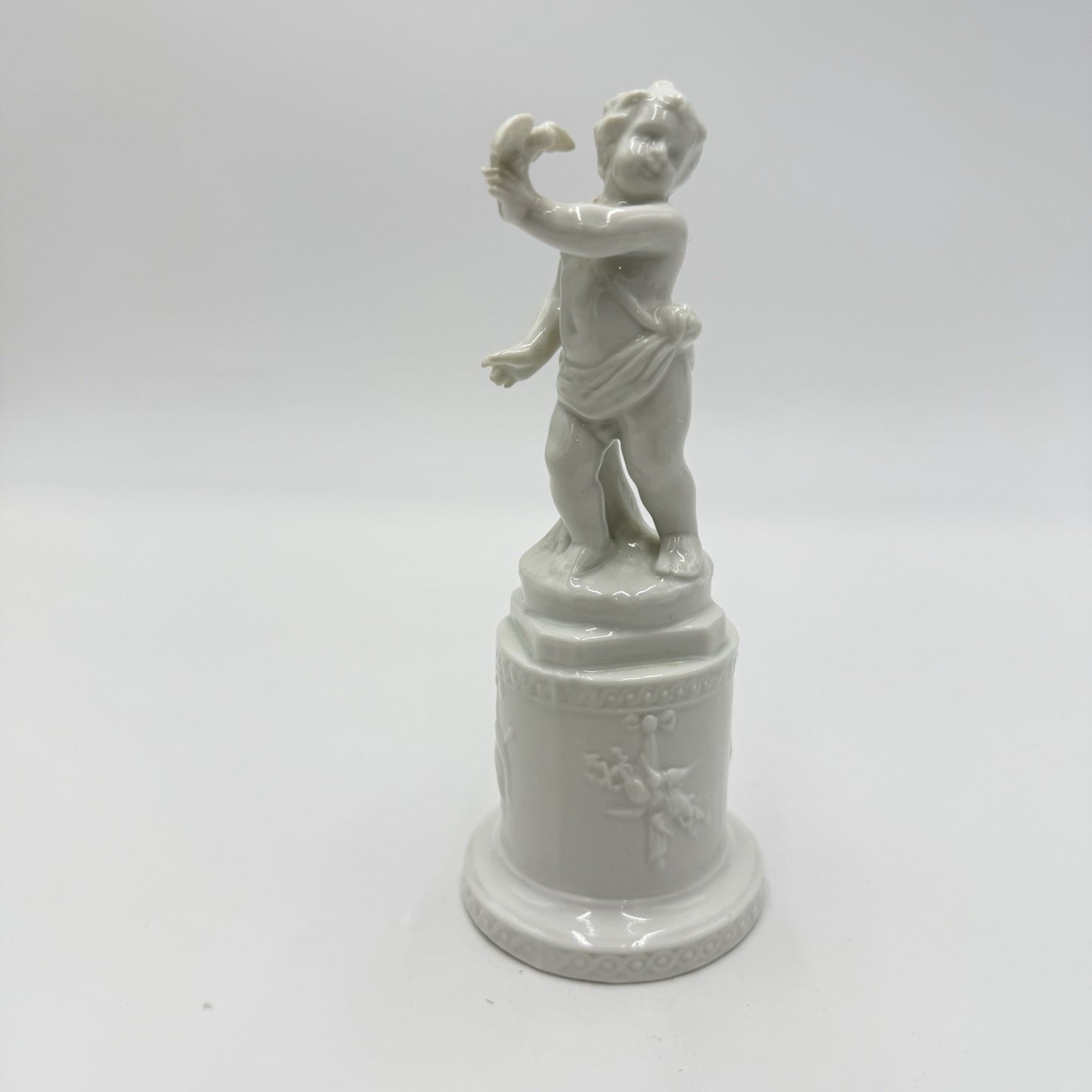 Antique Ginori 1735 Porcelain Figure Putti Holding Dove 5.5” White Glossy Italy