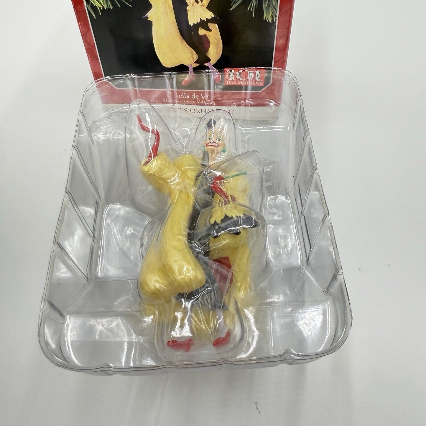 Hallmark Disney Cruella de Vil Unforgettable Villains Series Keepsake Ornament