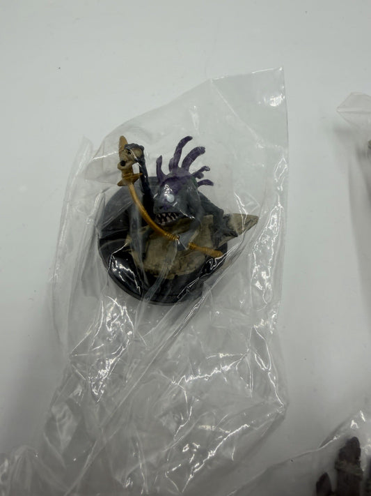 World of Warcraft Lot of Miniatures WoW sealed Miniatures Set 6 PCs