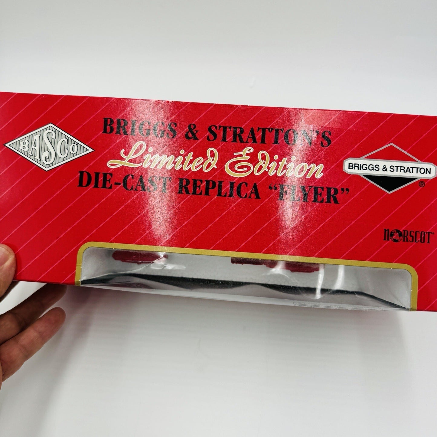 Briggs & Stratton Limited Edition Diecast Replica FLYER Basco NIB