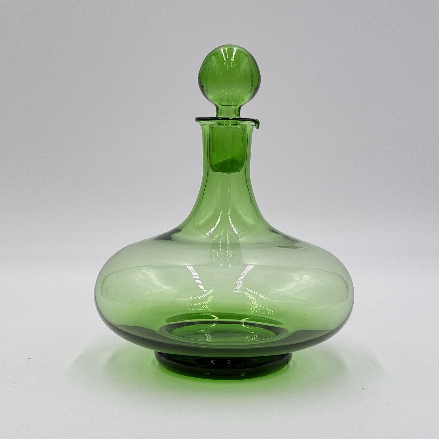 MCM Peedee Art Glass Green Decanter Italy 7” W/stopper Wayne Husted of Blenko