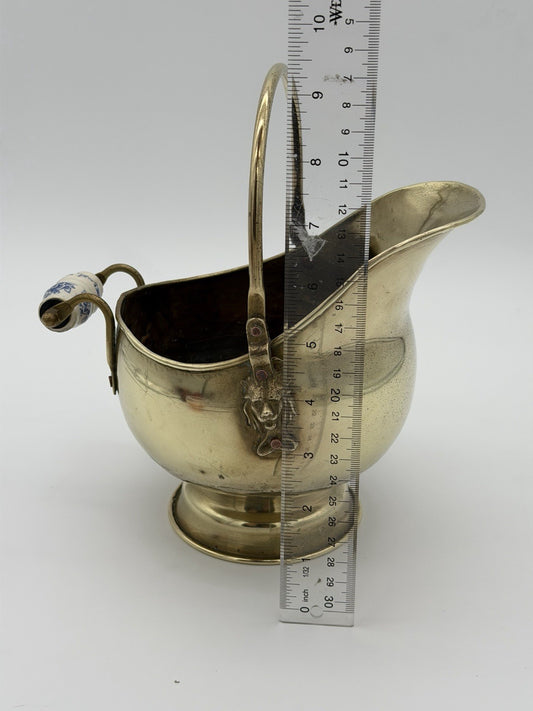 Vintage Delft Holland Brass Ash Scuttle Bucket Lion Head Porcelain Handle 9.5”H