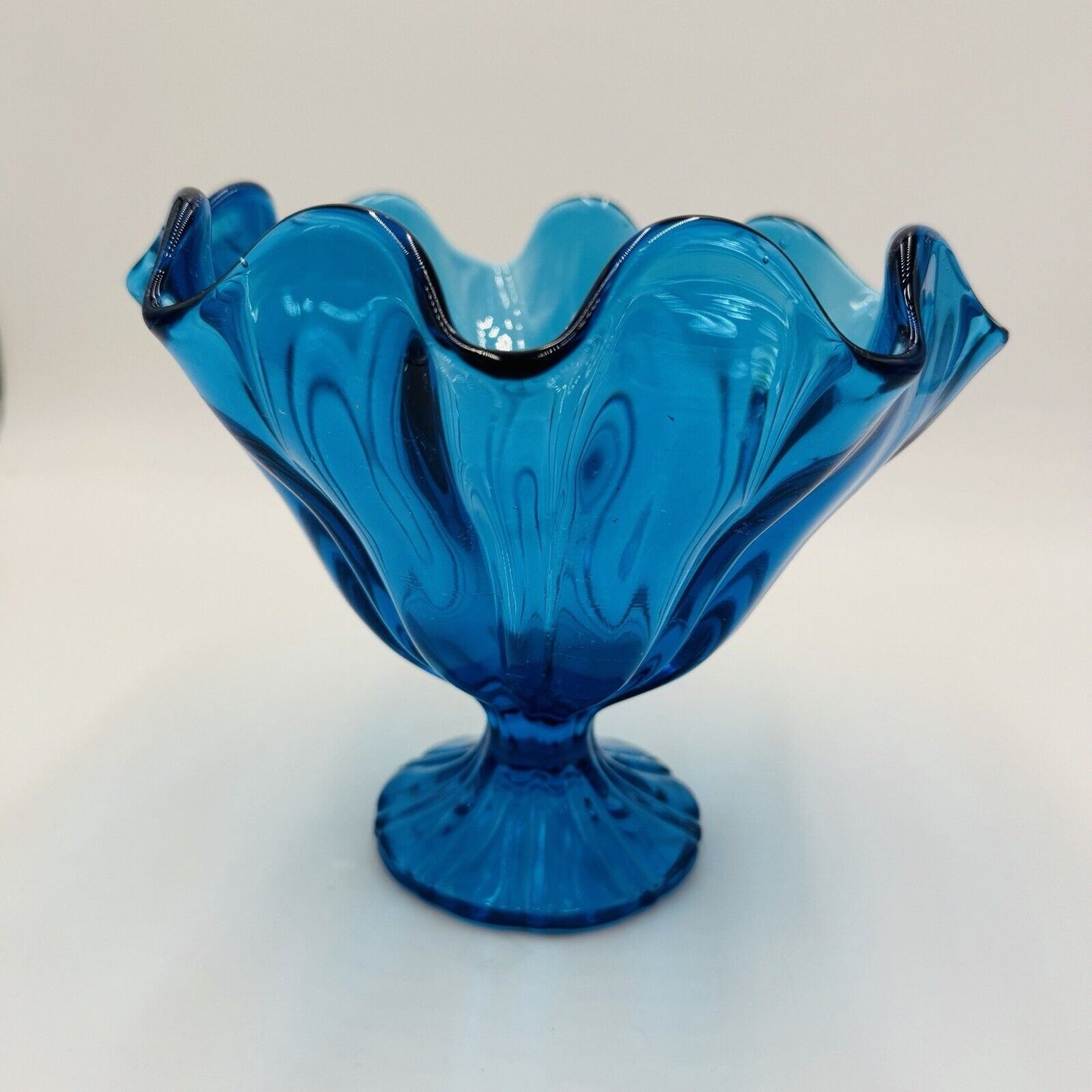 MCM L E Smith Glass Pedestal Peacock Blue Bowl With Ruffled Rim Rippled Sides 7"