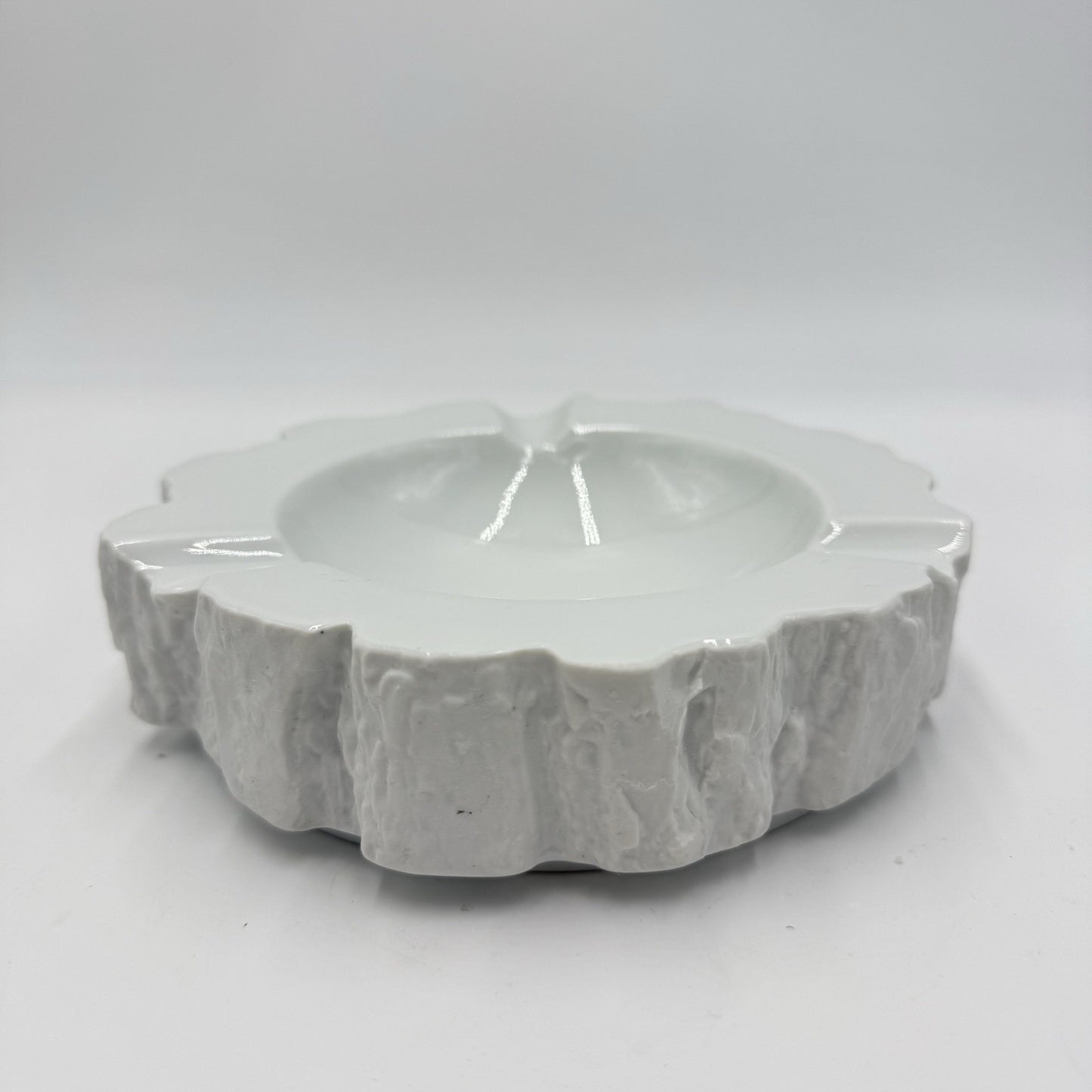 Bareuther Waldsassen Bavaria Porcelain White Ashtray Germany Vintage 2”x6”Rare