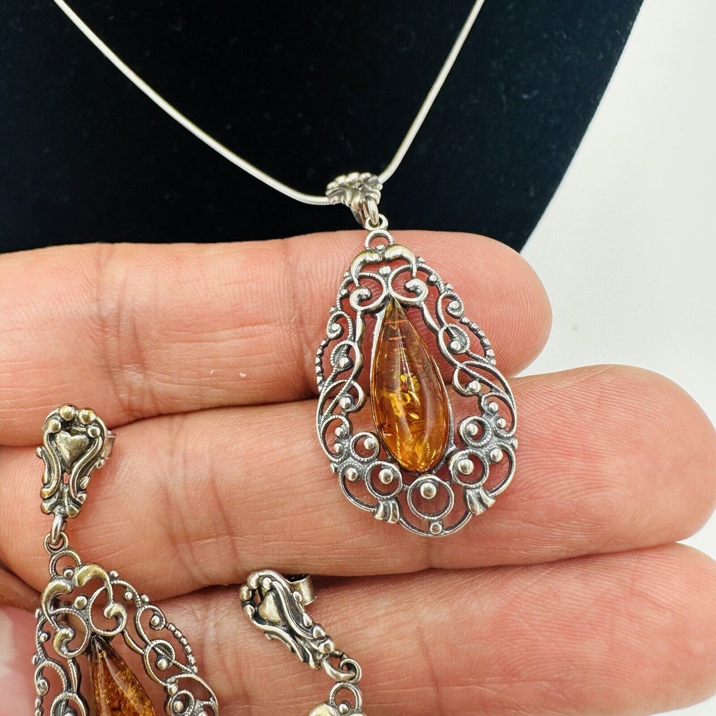 Baltic Women Jewelry Necklace Pendant Earrings Set Amber Sterling Silver Vintage