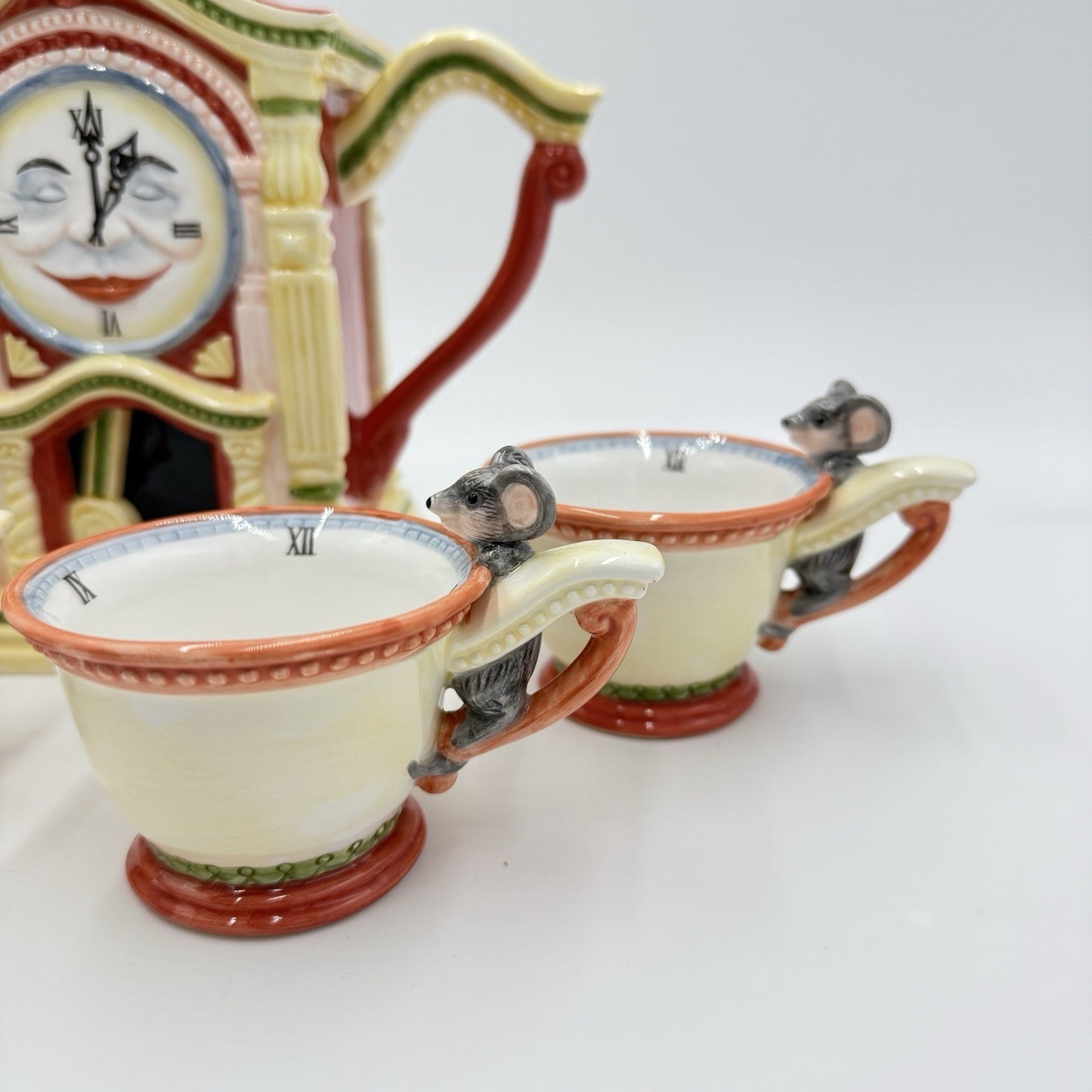 Dept 56 Storybook "Hickory Dickory Dock" Handpainted Ceramic Teapot & 4 Tea Cups