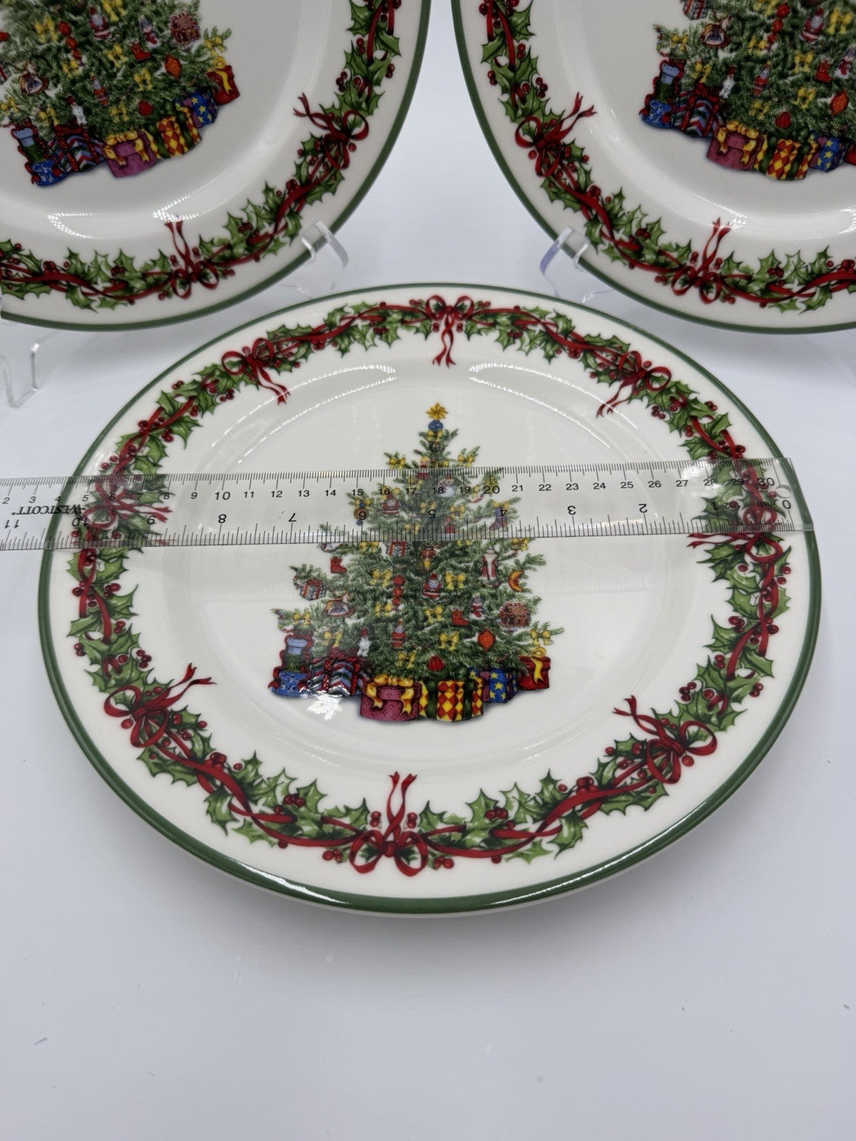 Vintage Christopher Radko Traditions Holiday Celebrations Dinner Plates 10”
