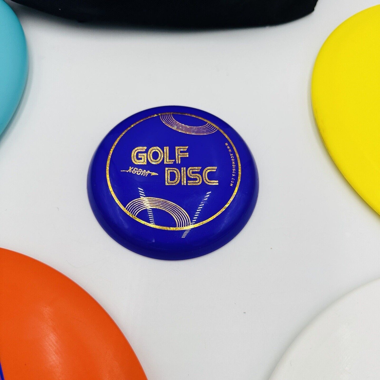 Xcom Disc Golf Beginner Starter Set with 4 Discs Easy to Carry Bag Ultimate