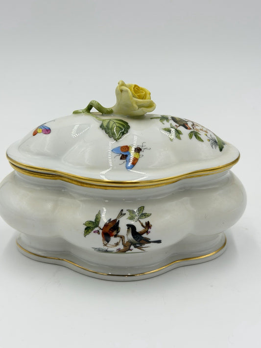 Herend Hungary Porcelain Rothschild Bird Bonbonniere Yellow Rose Finial 3”Hx5”L