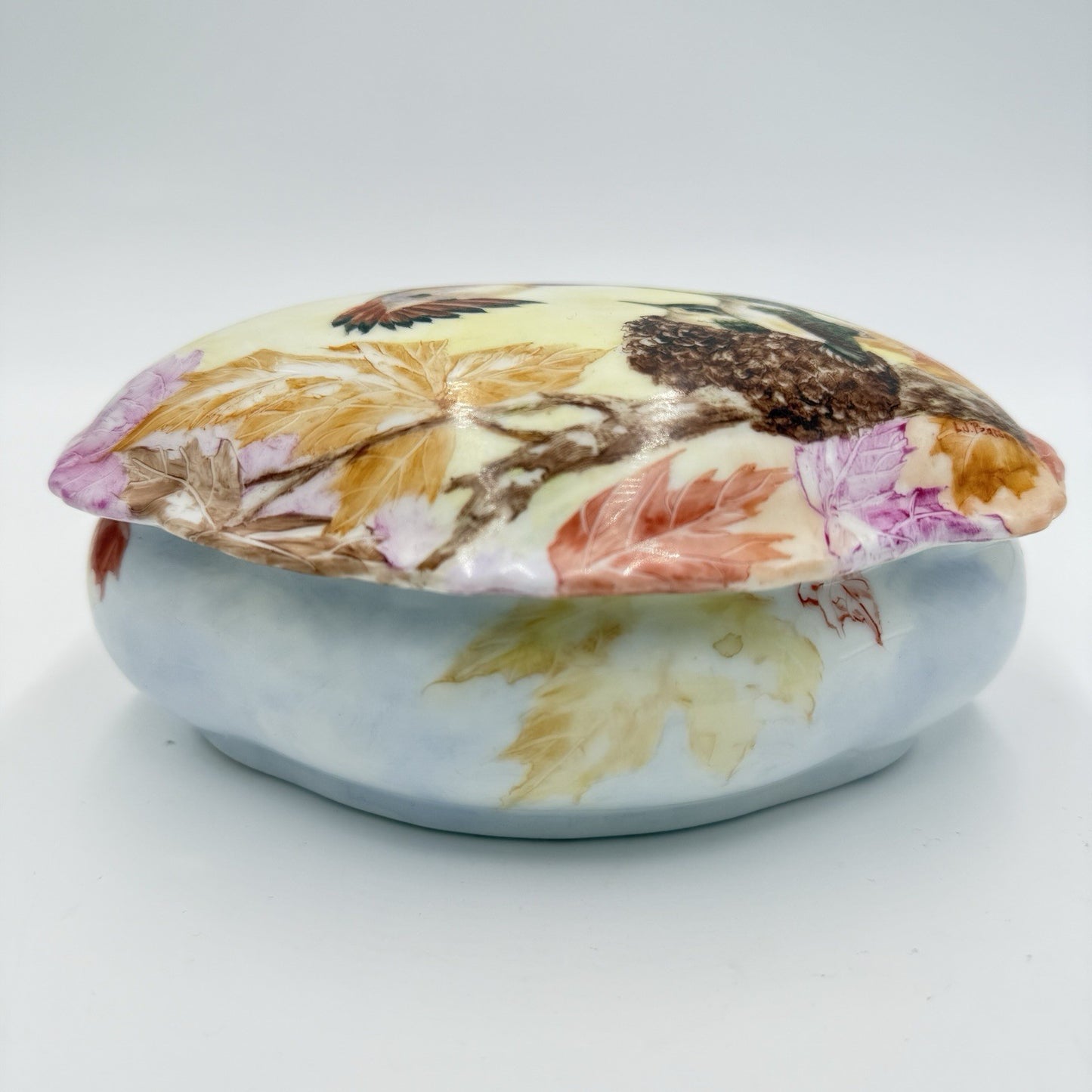 Vintage L.J Pearson Porcelain Painted Art Hummingbird Nest Trinket Box