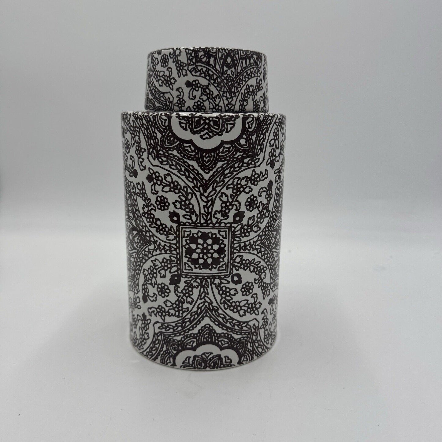 Pottery Barn Ceramic Brown/ White Floral Paisley Decor Canister Ginger Jar 9”