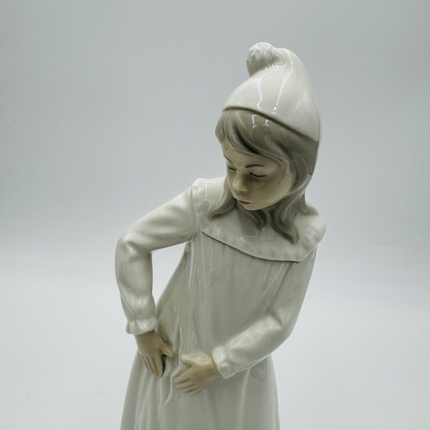 Nao By Lladro Spain Girl with Torn Nightgown Figurine Glossy 11.5in Vintage