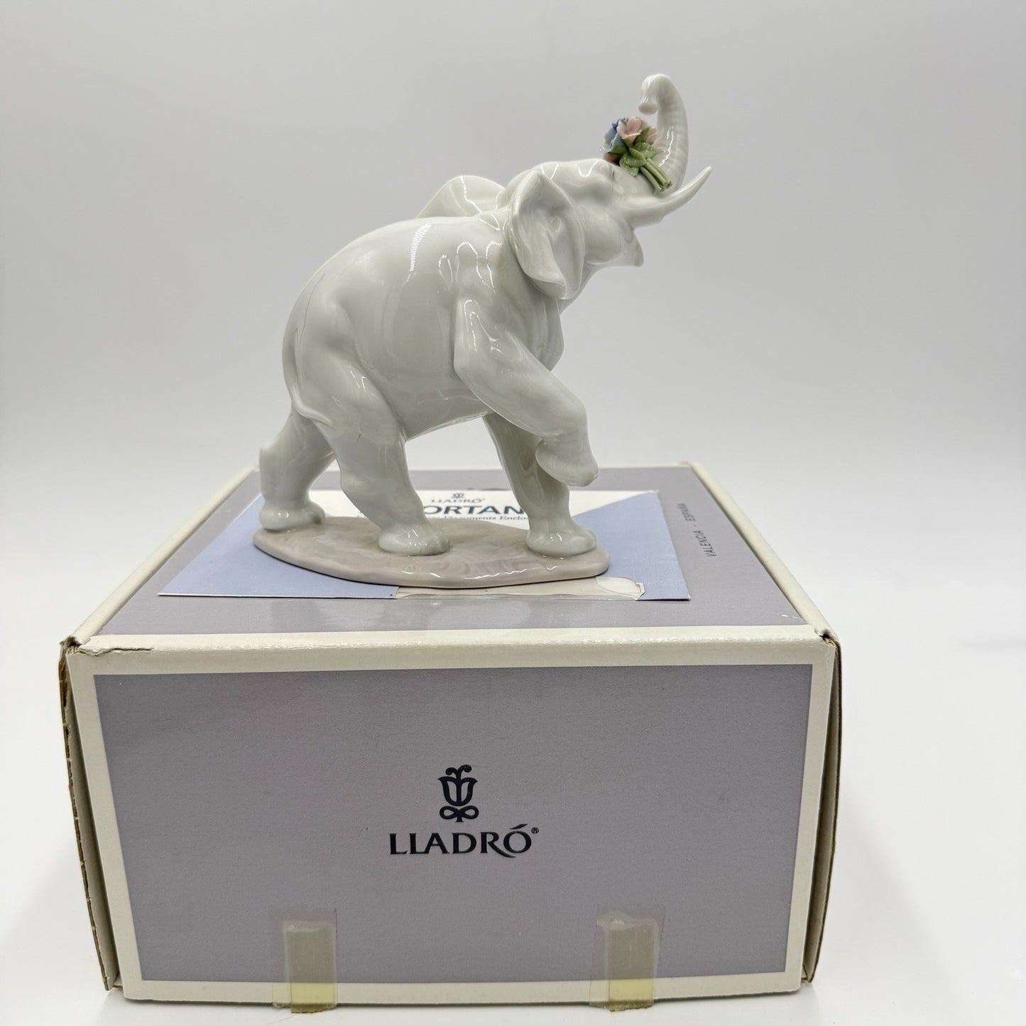 Lladro Spain Lucky’s Call Elephant #6461 Porcelain MINT W/Box Figurine Floral 5”